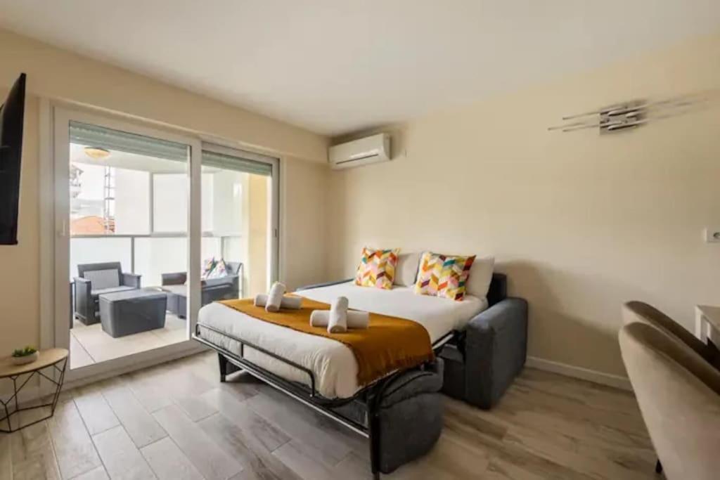 Splendide 3p - French Riviera - 3mn - Air Conditioning - Balcony Leilighet